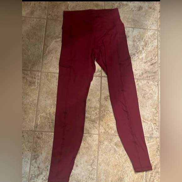 Women's High-Waisted Pocket Leggings-Red 1 Pair - Picture 3 of 3